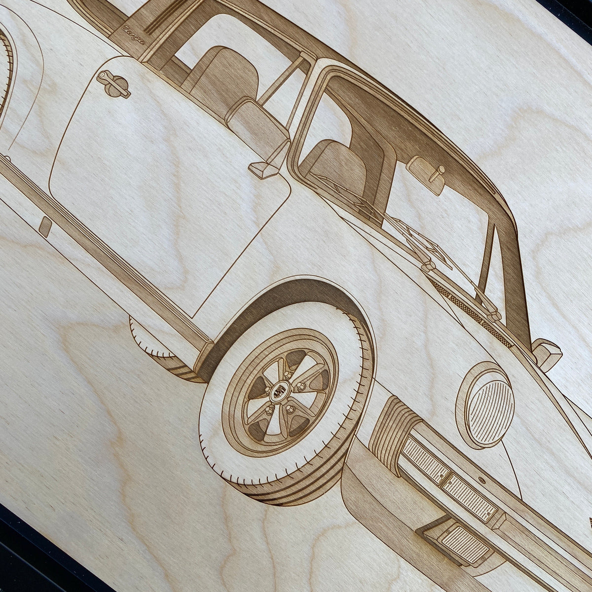 Porsche 911 Targa 1985 Framed Wood Engraved Artwork